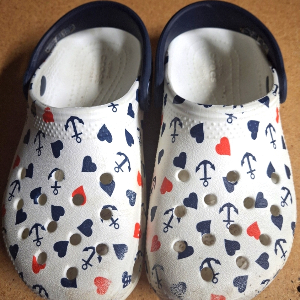 Kids CROCS White and Blue Water Shoes Slip-On
